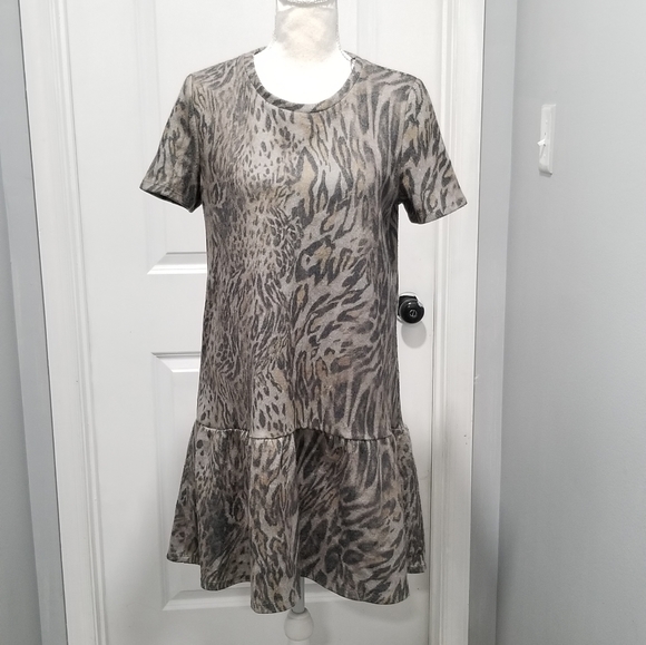 NWT Zara Circular Womens Shirt Dress M Gray Animal Print RuffledSleeve NWT - Picture 1 of 11